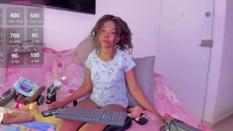 Snapshot of sexybrunnetem chatting on July 2026 09:22:01 AM sofia online show from July 2026 09:22:01 AM