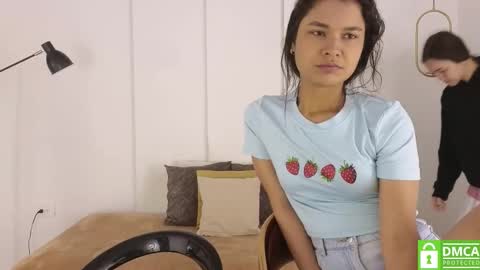 chanell and yina online show from January 2026 01:16:02 PM