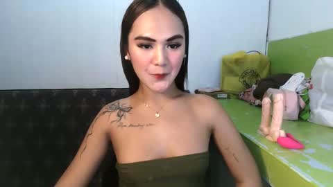 Snapshot of sexycheskax18 chatting on May 2026 08:11:02 AM pretty Cheska online show from May 2026 08:11:02 AM