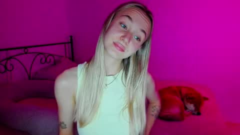 Snapshot of sexycocobutt chatting on December 2024 05:46:01 PM Sophia online show from December 2024 05:46:01 PM