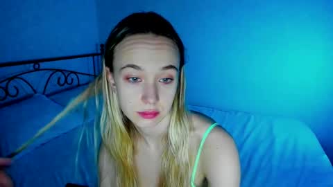 Snapshot of sexycocobutt chatting on February 2025 10:03:02 AM Sophia online show from February 2025 10:03:02 AM