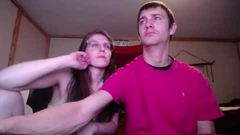 Austin and Megan online show from December 2025 04:19:01 AM