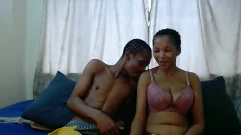 sexycouplexx01 online show from May 2026 07:58:01 AM