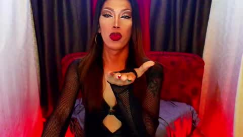 Snapshot of sexydevine_34 chatting on July 2026 08:58:01 PM Devine online show from July 2026 08:58:01 PM