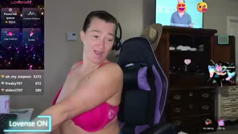  SexyDistraction  online show from June 2026 01:43:01 PM