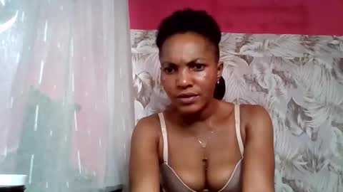 Snapshot of sexydoll32 chatting on June 2026 07:47:02 AM sexydoll32 online show from June 2026 07:47:02 AM
