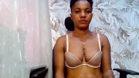Snapshot of sexydoll32 chatting on June 2026 11:54:01 PM sexydoll32 online show from June 2026 11:54:01 PM