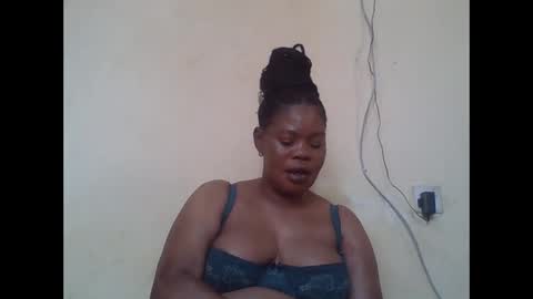 Snapshot of sexydove2 chatting on January 2026 07:11:02 AM EMILY online show from January 2026 07:11:02 AM