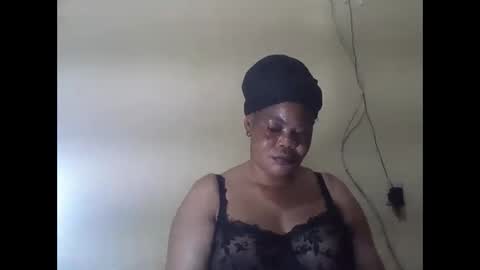 Snapshot of sexydove2 chatting on June 2026 02:50:02 AM EMILY online show from June 2026 02:50:02 AM