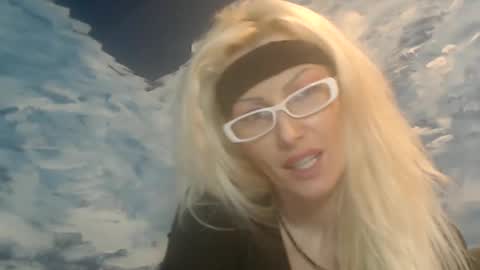 Snapshot of sexyeni chatting on December 2024 03:02:02 AM ENI pvt moan your name WHEN I M NOT online you tell me in SNAPCHAT deal yes add me... FREE TWITTER magiconline101...... online show from December 2024 03:02:02 AM