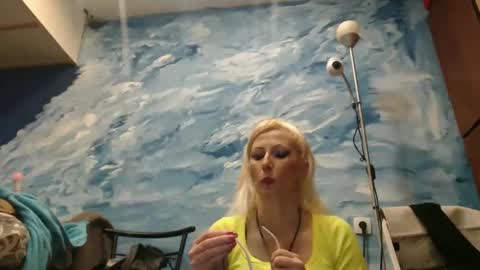 Snapshot of sexyeni chatting on February 2025 12:30:02 AM ENI pvt moan your name WHEN I M NOT online you tell me in SNAPCHAT deal yes add me... FREE TWITTER magiconline101...... online show from February 2025 12:30:02 AM