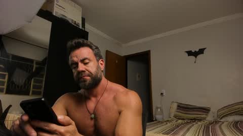 chris online show from January 2025 11:36:02 PM