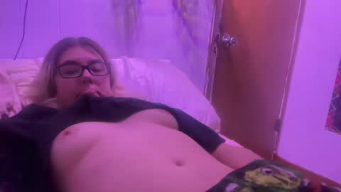 Snapshot of sexyflower21555 chatting on December 2024 12:39:01 AM sexyflower21555 online show from December 2024 12:39:01 AM