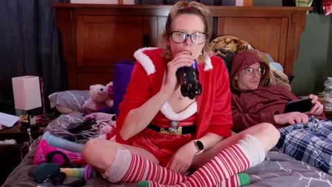 sexygamermomma online show from December 2024 04:09:01 AM