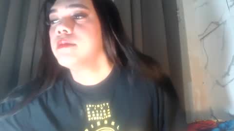 Snapshot of sexygoddess_tyra chatting on October 2025 05:19:02 AM TYRA 3 online show from October 2025 05:19:02 AM