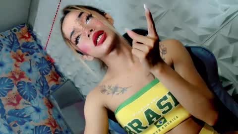 Snapshot of sexyhotbabe18 chatting on December 2024 10:47:02 PM sexyhotbabe18 online show from December 2024 10:47:02 PM