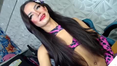 Snapshot of sexyhotbabe18 chatting on January 2025 01:48:01 AM sexyhotbabe18 online show from January 2025 01:48:01 AM