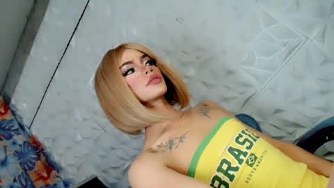 Snapshot of sexyhotbabe18 chatting on January 2025 12:29:01 AM sexyhotbabe18 online show from January 2025 12:29:01 AM