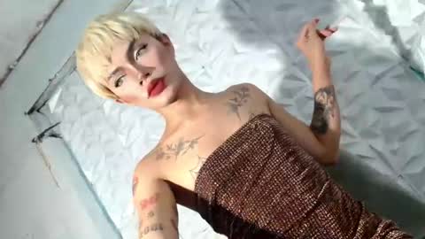 Snapshot of sexyhotbabe18 chatting on February 2026 11:58:02 PM sexyhotbabe18 online show from February 2026 11:58:02 PM