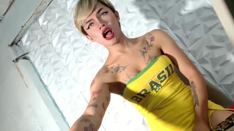 Snapshot of sexyhotbabe18 chatting on February 2026 11:51:01 AM sexyhotbabe18 online show from February 2026 11:51:01 AM