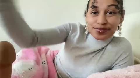 Jenny online show from October 2025 03:31:02 PM