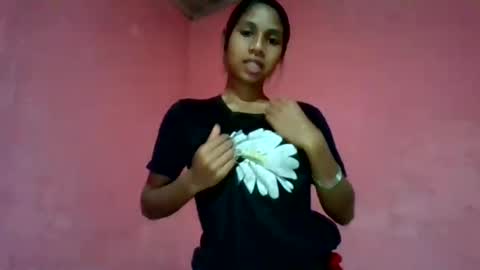 Snapshot of sexyjolie586 chatting on June 2026 04:09:02 PM sexyjolie586 online show from June 2026 04:09:02 PM