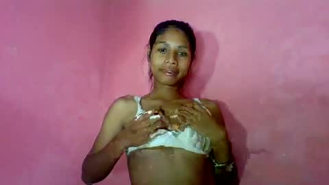 Snapshot of sexyjolie586 chatting on June 2026 06:13:02 PM sexyjolie586 online show from June 2026 06:13:02 PM