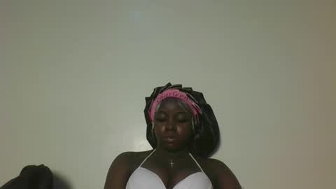Snapshot of sexykitten201 chatting on May 2026 06:58:02 PM sexykitty online show from May 2026 06:58:02 PM