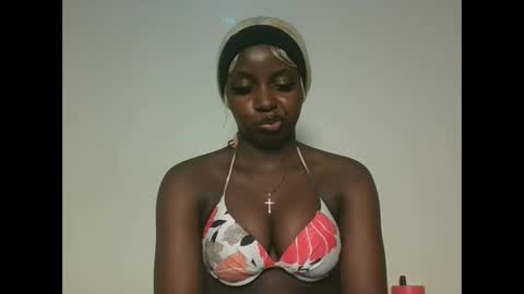 Snapshot of sexykitten201 chatting on May 2026 05:19:01 PM sexykitty online show from May 2026 05:19:01 PM