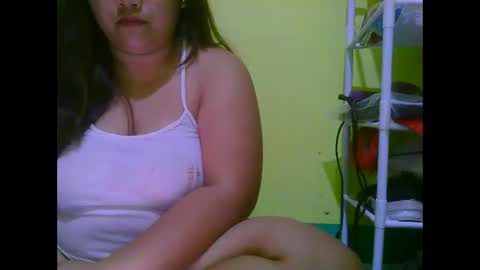 Snapshot of sexykittymom chatting on April 2026 06:54:02 PM sexykittymom online show from April 2026 06:54:02 PM