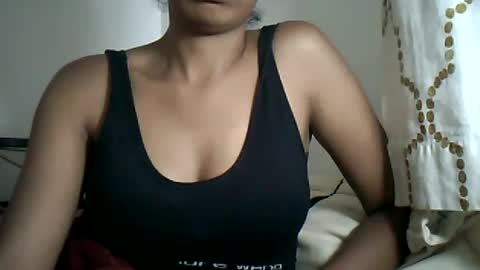 Snapshot of sexylarra12 chatting on December 2024 01:17:01 AM sexylarra12 online show from December 2024 01:17:01 AM