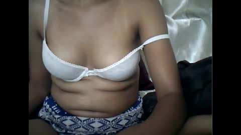 Snapshot of sexylarra12 chatting on January 2025 06:09:01 PM sexylarra12 online show from January 2025 06:09:01 PM