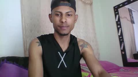 Snapshot of sexyleon69 chatting on October 2025 03:08:01 AM Sexy leon online show from October 2025 03:08:01 AM