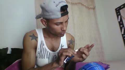 Snapshot of sexyleon69 chatting on February 2026 07:17:02 PM Sexy leon online show from February 2026 07:17:02 PM