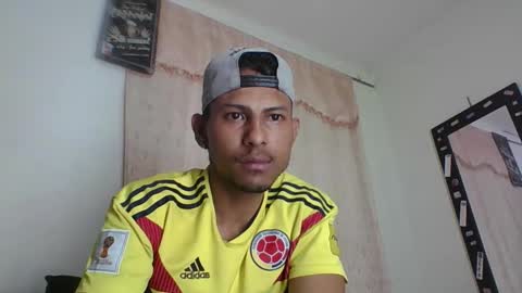 Snapshot of sexyleon69 chatting on February 2026 02:13:02 AM Sexy leon online show from February 2026 02:13:02 AM