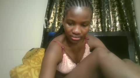 Snapshot of sexylina25 chatting on March 2026 05:18:02 PM sexylina25 online show from March 2026 05:18:02 PM