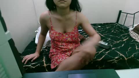 Snapshot of sexylove212002 chatting on December 2024 02:49:02 AM Lily online show from December 2024 02:49:02 AM