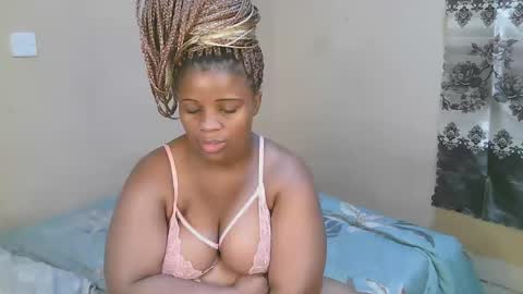 sexylucy33 online show from February 2026 04:06:01 PM