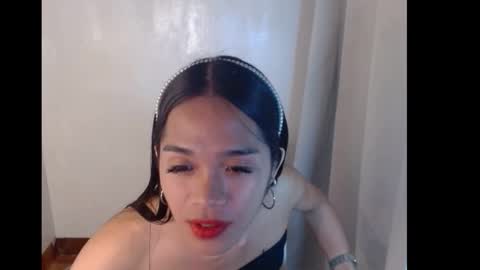 Lunox3 online show from October 2025 06:06:01 PM