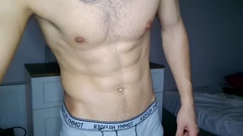 Snapshot of sexymann17 chatting on June 2026 05:13:02 PM sexymann17 online show from June 2026 05:13:02 PM