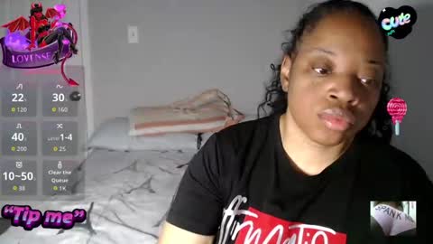 SexyMona online show from November 2025 01:00:02 PM