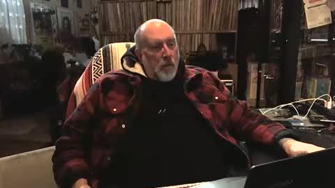 Grizz Lee Bear online show from February 2025 05:18:02 PM