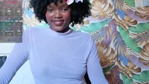 Snapshot of sexypetite_lee chatting on May 2026 01:30:01 PM Lee online show from May 2026 01:30:01 PM