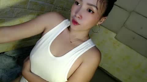 Snapshot of sexypinaymiya chatting on December 2024 12:09:01 AM Miyah online show from December 2024 12:09:01 AM