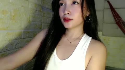 Snapshot of sexypinaymiya chatting on December 2024 05:26:02 AM Miyah online show from December 2024 05:26:02 AM