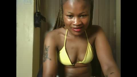 queenivy online show from December 2025 06:07:01 AM