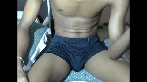 Enzo online show from October 2025 07:04:02 PM