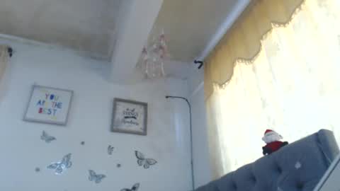Snapshot of sexysafiravenus chatting on December 2024 04:31:01 PM Venus Independent Model online show from December 2024 04:31:01 PM