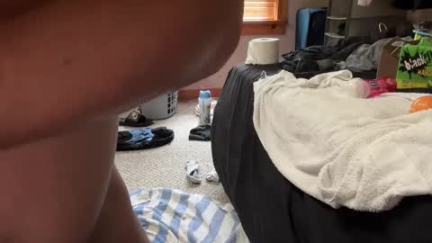 Snapshot of sexyslimsissy chatting on May 2026 03:32:01 PM Sexy Sissy online show from May 2026 03:32:01 PM