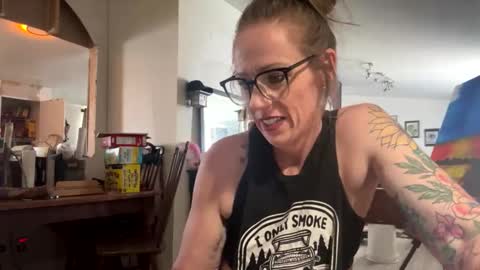 Snapshot of sexytillygurl chatting on May 2026 09:53:02 PM sexytillygurl online show from May 2026 09:53:02 PM